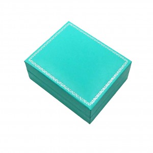 "Manhattan" Pendant Box in Turquoise w/Silver Trim
